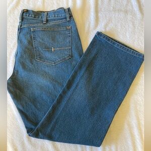 Ariat relaxed fit M4, 38/34 boot cut, medium wash